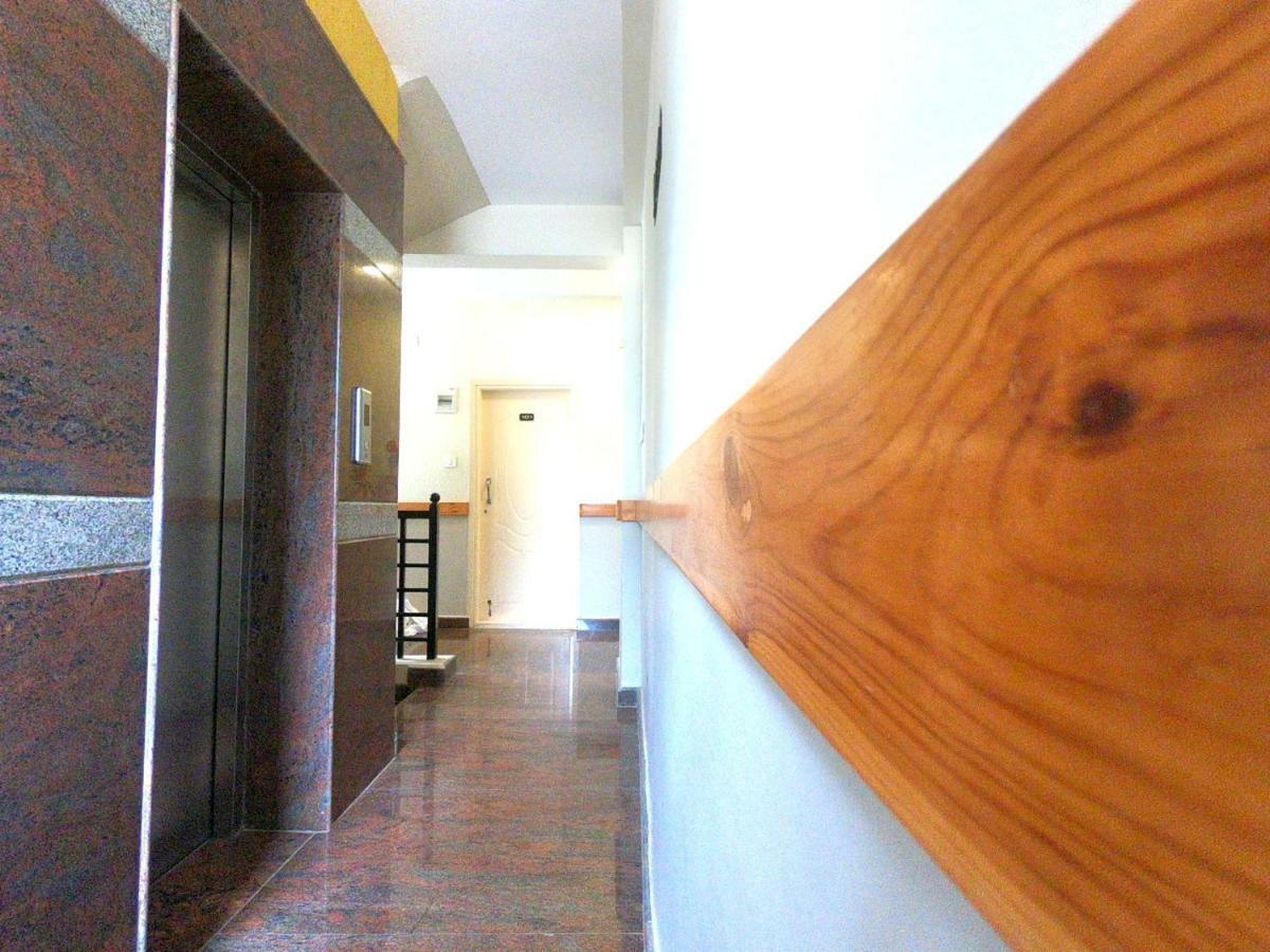 Appartamento di 225 m² con 1 camera Bangalore Esterno foto
