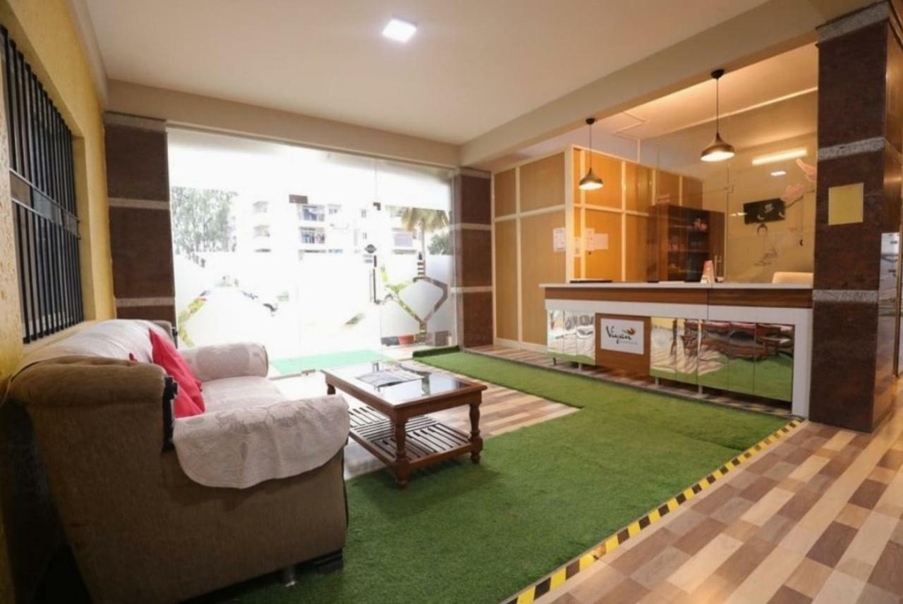 Appartamento di 225 m² con 1 camera Bangalore Esterno foto